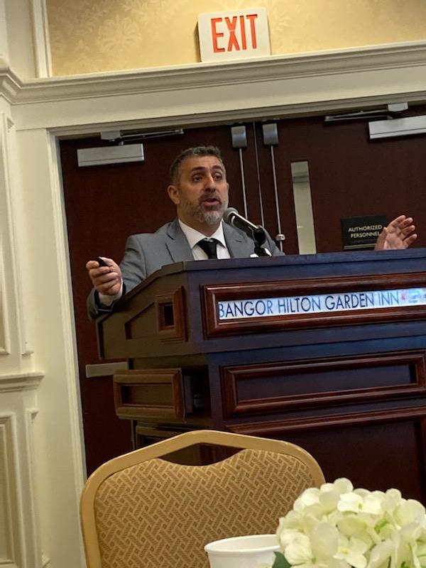 Romeo El Chaer speaking at a live leadership event